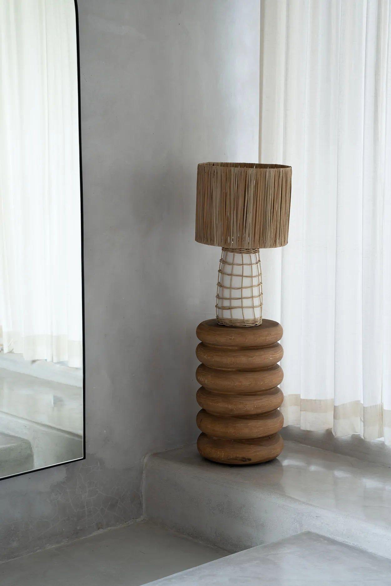 lecanapé Hocker aus Suarholz mit Ringdesign