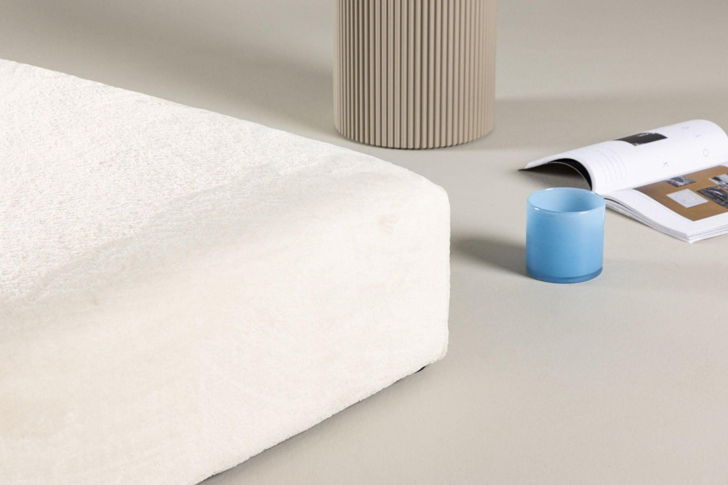lecanapé Pouf Polsterhocker Davie 100*100cm aus Kunstfell - Beige