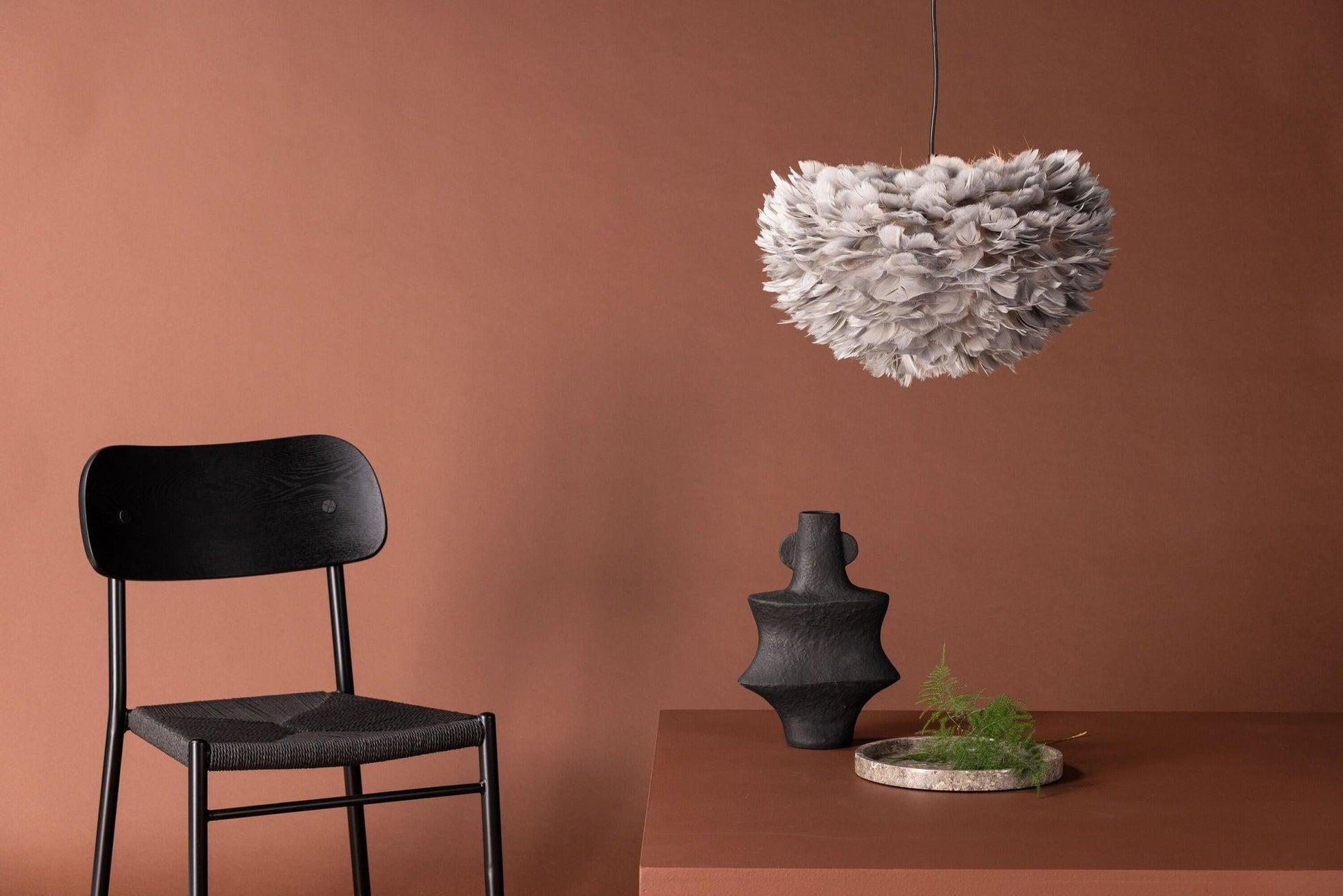 Hängelampe Nicola - Medium - Kunstfedern Schwarz / Grau-Hängelampe-Venture Home-le canapé
