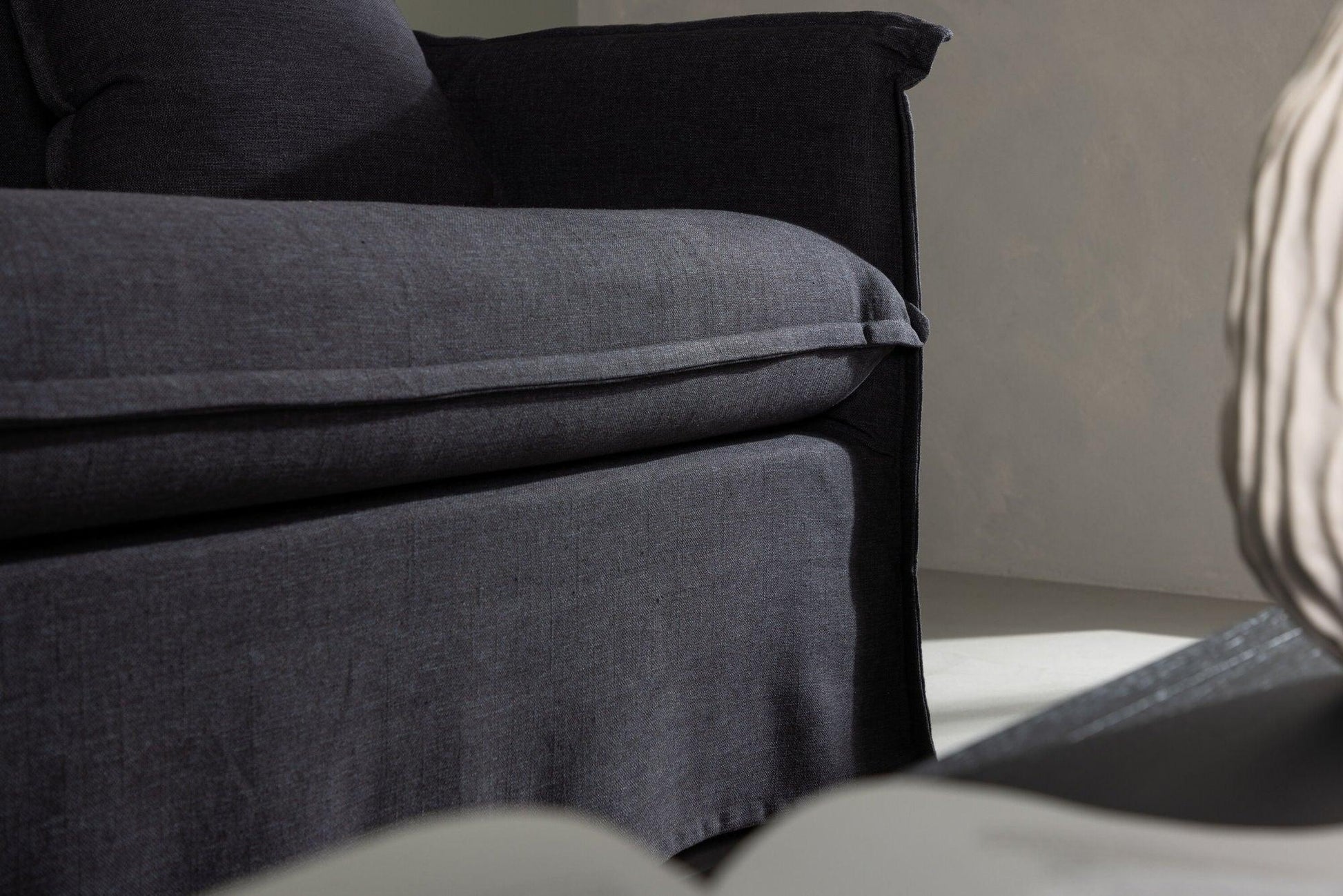 Nova 3-Sitzer Sofa aus Leinen - Schwarz-Einzelsofas-Venture Home-le canapé